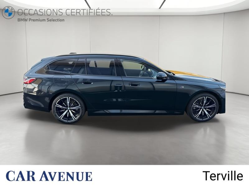 Occasion BMW Série 5 Touring 530e 299ch M Sport xDrive 2025 Saphirschwarz métallisé 69899 € à Terville
