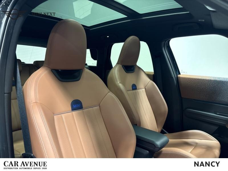 Occasion MINI Countryman C 170ch Favoured DKG7 2024 Midnight Black II 39999 € à Nancy