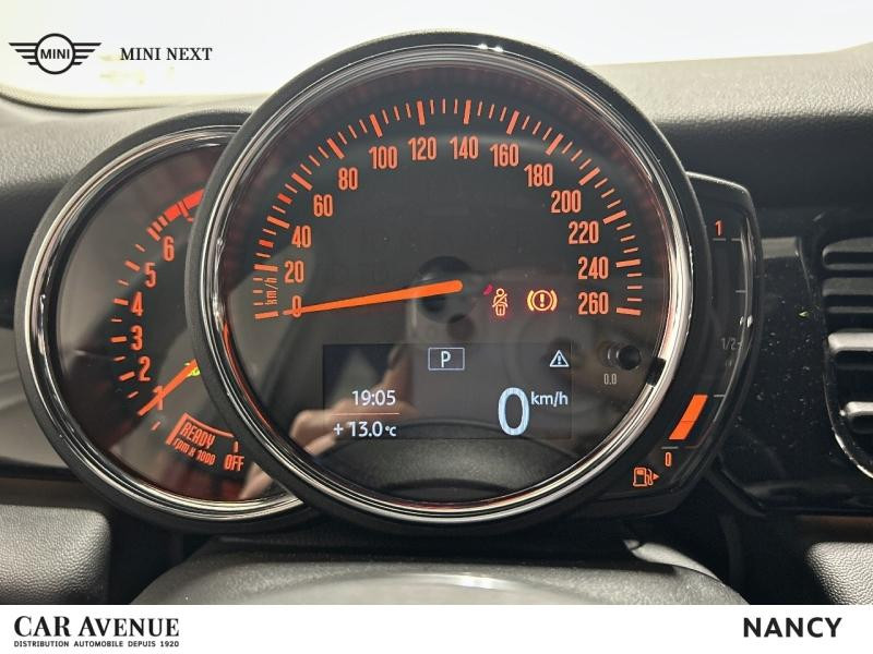 Occasion MINI Mini Cooper 136ch  Essential BVA7 2022 Argenté 23998 € à Nancy