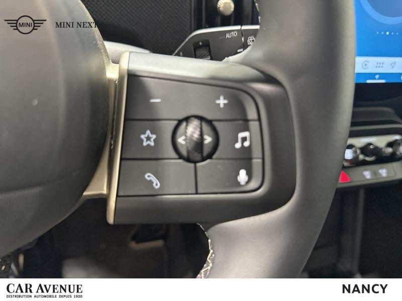 Occasion MINI Cooper 3 Portes C 156ch Classic DKG7 2025 Midnight Black II 32999 € à Nancy