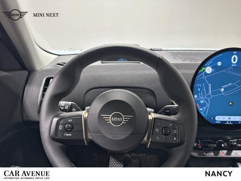 Used MINI Countryman SE 313ch Classic ALL4 2024 Indigo Sunset Blue € 42630 in Nancy