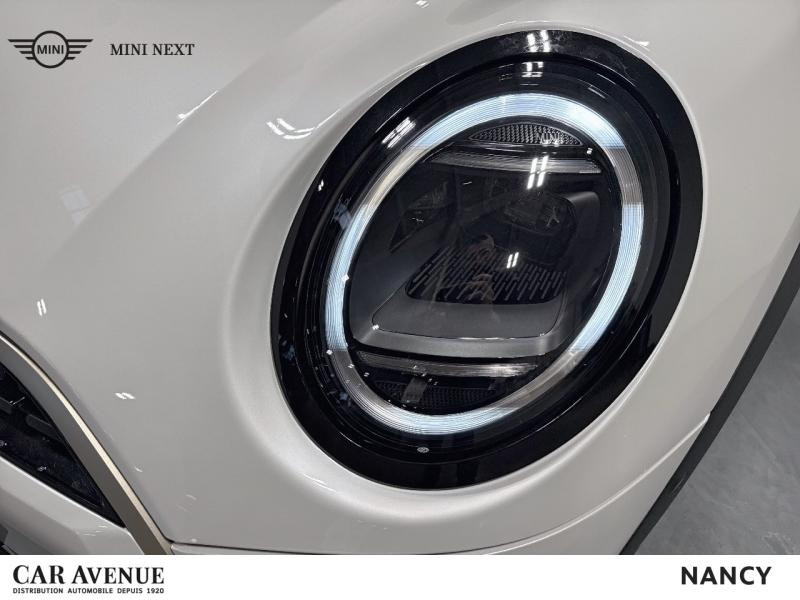 Used MINI Cooper 5 Portes C 156ch Favoured DKG7 2025 Nanuq White € 33999 in Nancy