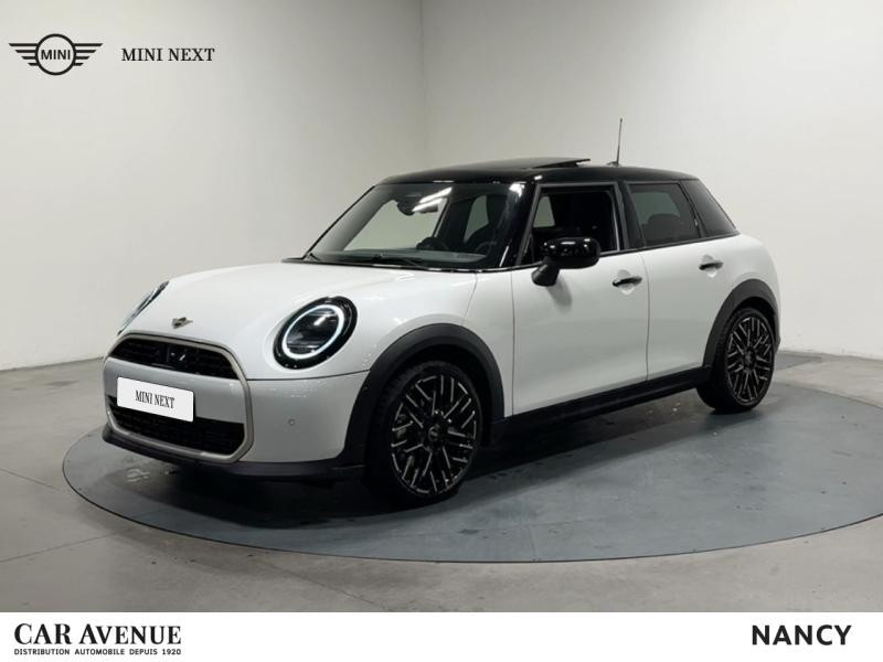 Used MINI Cooper 5 Portes C 156ch Favoured DKG7 2025 Nanuq White € 33999 in Nancy