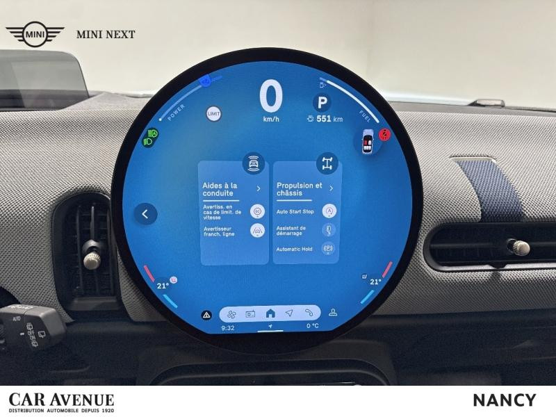Used MINI Cooper 5 Portes C 156ch Favoured DKG7 2025 Nanuq White € 33999 in Nancy