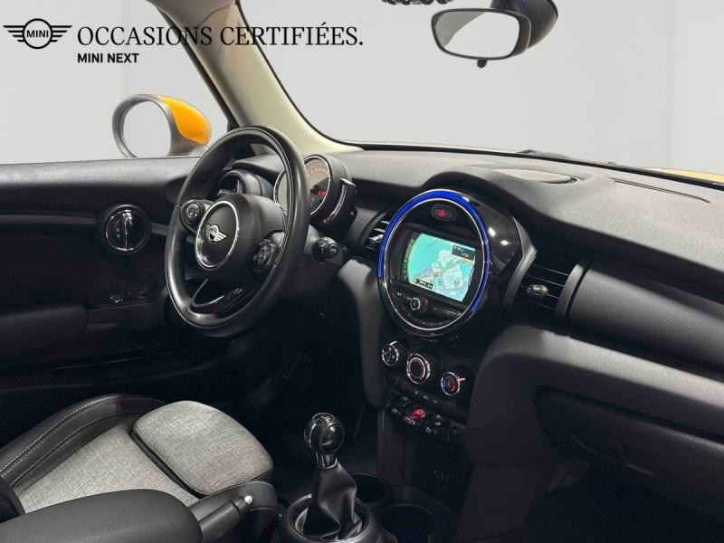 Used MINI Mini One 102ch Blackfriars 2017 Volcanic Orange € 14990 in Nancy