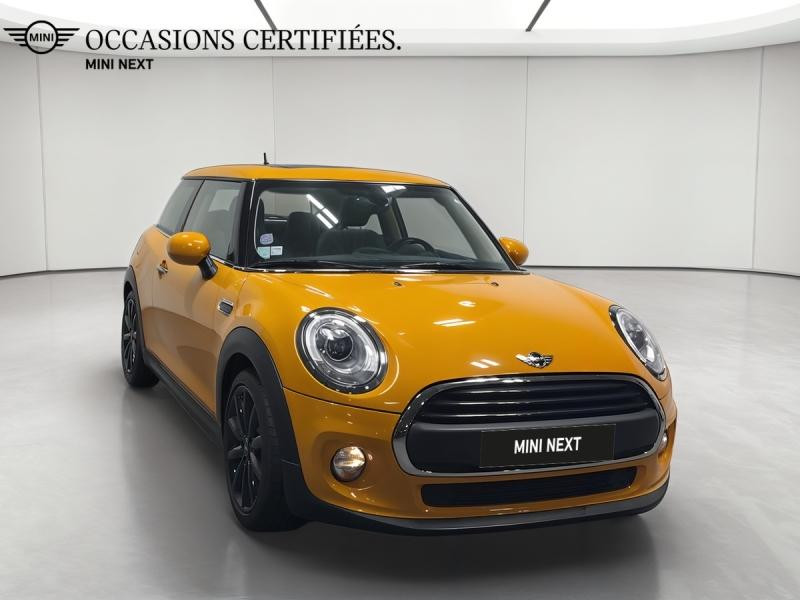 Used MINI Mini One 102ch Blackfriars 2017 Volcanic Orange € 14990 in Nancy