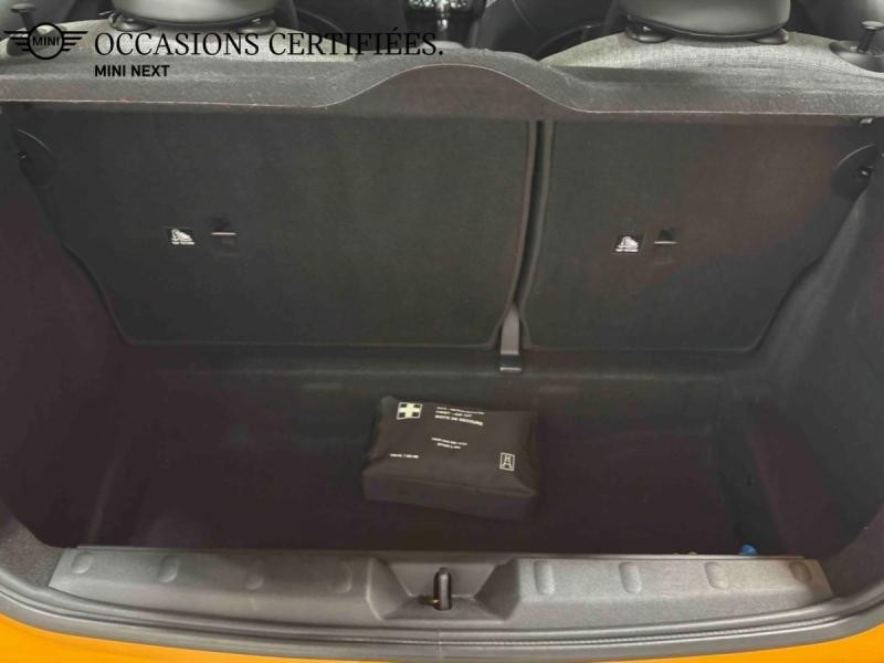 Used MINI Mini One 102ch Blackfriars 2017 Volcanic Orange € 14990 in Nancy