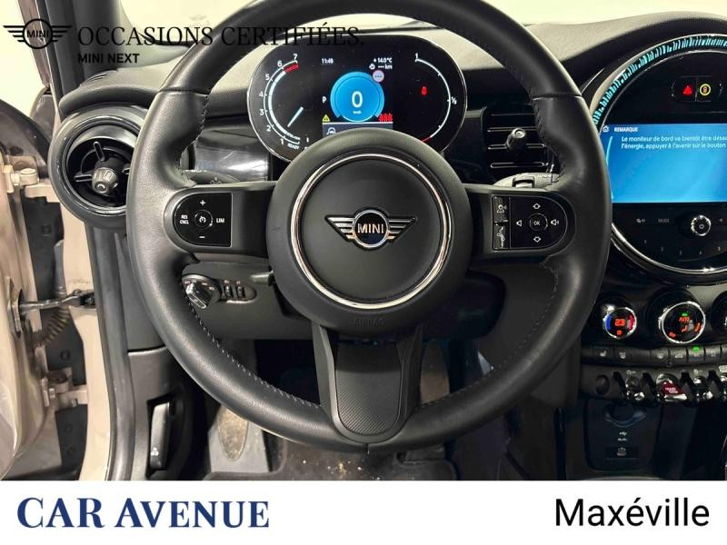 Occasion MINI Mini 5 Portes Cooper 136ch Edition Premium BVA7 2023 Rooftop Grey 25989 € à Nancy