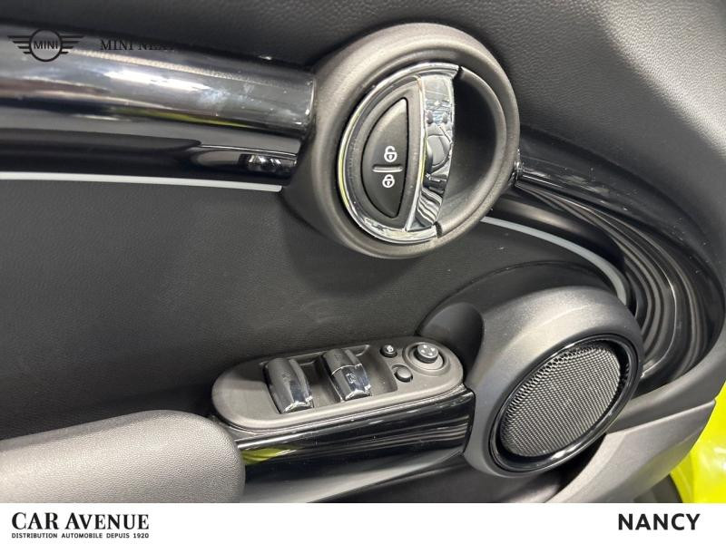 Occasion MINI Cabrio Cooper S 178ch Edition Camden BVA7 2022 Zesty Yellow 31499 € à Nancy