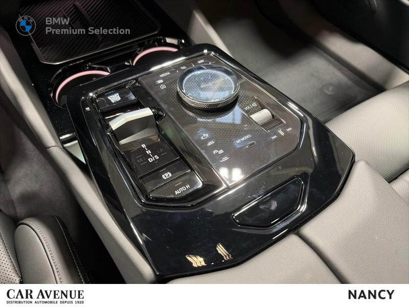 Occasion BMW Série 5 550e 489ch M Sport xDrive 2025 Saphirschwarz métallisé 99890 € à Nancy