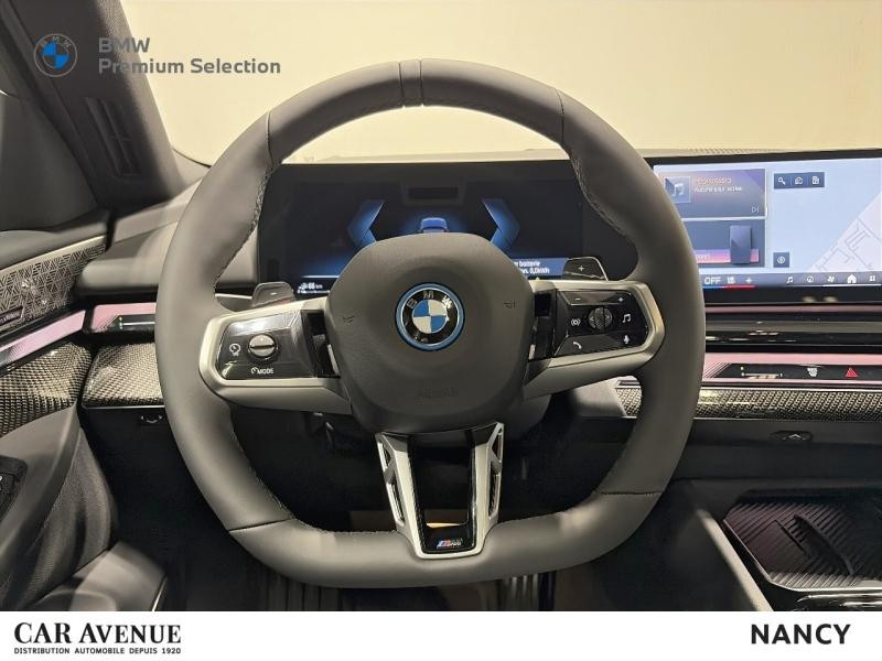 Occasion BMW Série 5 550e 489ch M Sport xDrive 2025 Saphirschwarz métallisé 99890 € à Nancy