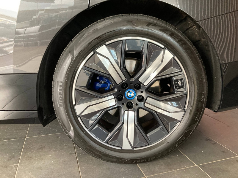 Occasion BMW iX xDrive40 326ch 2023 Sophistograu métallisé 56990 € à Épinal