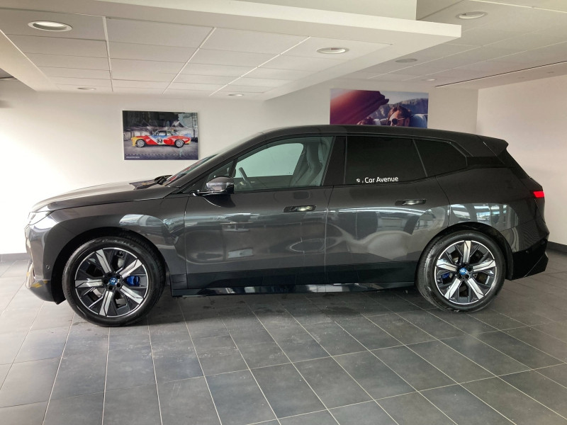 Occasion BMW iX xDrive40 326ch 2023 Sophistograu métallisé 56990 € à Épinal