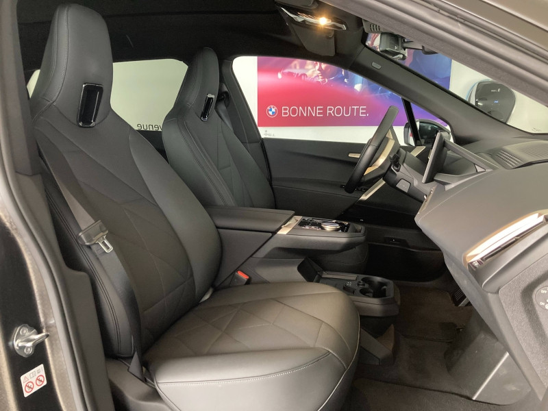Occasion BMW iX xDrive40 326ch 2023 Sophistograu métallisé 56990 € à Épinal
