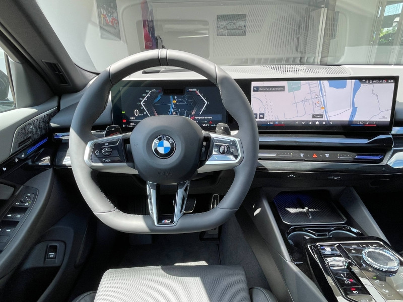 Occasion BMW Série 5 Touring 520dA 197ch M Sport xDrive 2024 Sophistograu métallisé 82490 € à Épinal