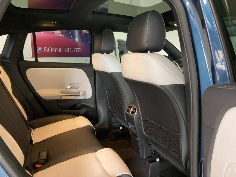 Occasion MERCEDES-BENZ GLA 250 e 160+102ch AMG Line 8G-DCT 2022 Bleu denim métallisé 39990 € à Épinal