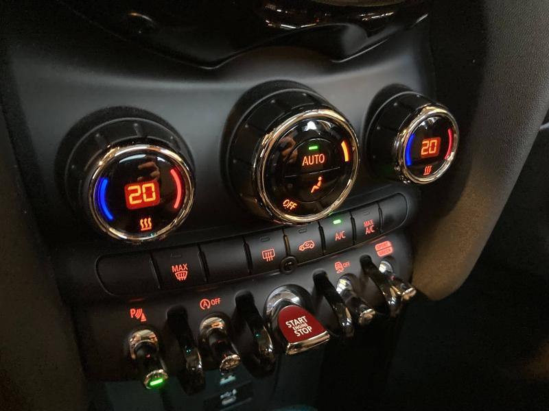 Occasion MINI Mini 5 Portes Cooper 136ch  Edition Greenwich BVA7 2021 White Silver 22990 € à Épinal