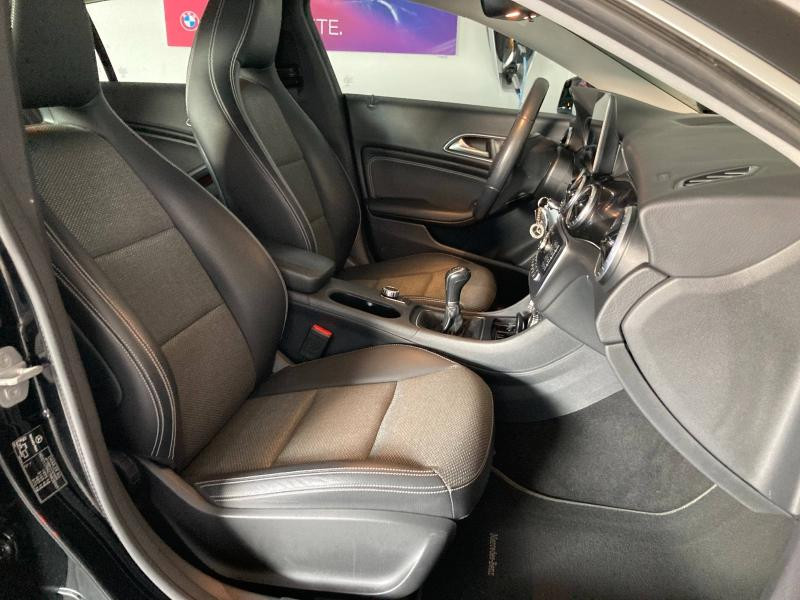 Occasion MERCEDES-BENZ CLA Shooting Brake 180 Inspiration 2016 Noir 16900 € à Épinal