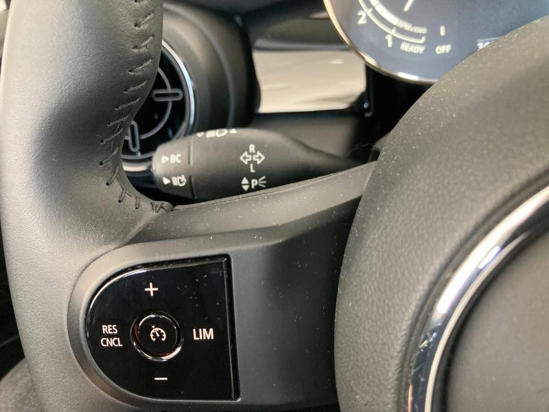 Occasion MINI Mini Cooper 136ch Edition Camden BVA7 2022 Moonwalk Grey 24990 € à Épinal