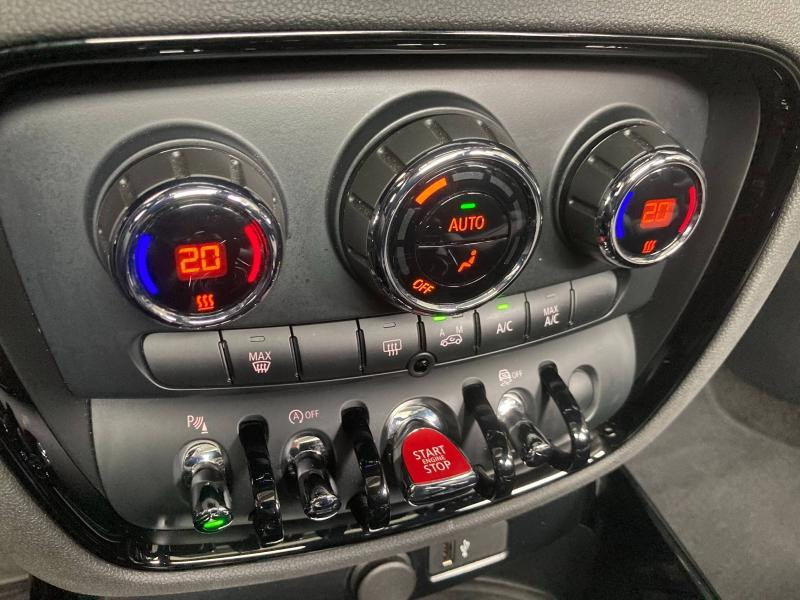 Occasion MINI Clubman Cooper 136ch Knightsbridge BVA7 2022 Moonwalk Grey 25990 € à Épinal