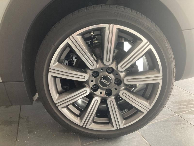 Occasion MINI Clubman Cooper 136ch Knightsbridge BVA7 2022 Moonwalk Grey 25990 € à Épinal