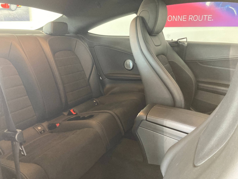 Occasion MERCEDES-BENZ Classe C Coupé 200 184ch AMG Line 9G Tronic 2019 Noir obsidienne métallisée 37900 € à Épinal