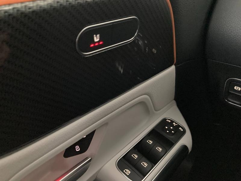 Occasion MERCEDES-BENZ GLA 250 e 160+102ch AMG Line 8G-DCT 2022 Bleu denim métallisé 37990 € à Épinal