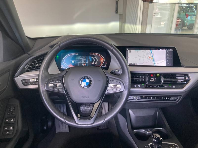 Occasion BMW Série 1 118dA 150ch Business Design 8cv 2021 Saphirschwarz métallisé 24990 € à Épinal