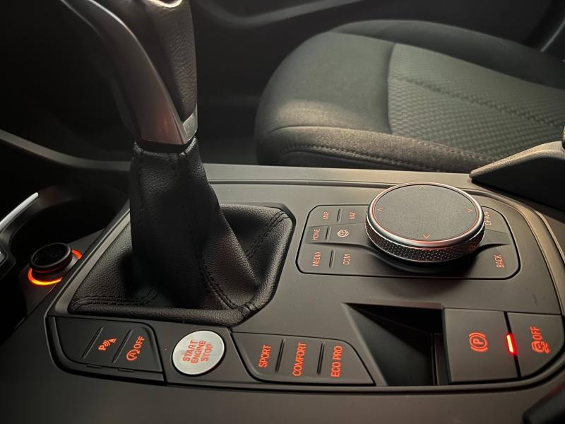 Used BMW Série 1 118d 150ch Business Design 8cv 2021 Saphirschwarz métallisé € 24990 in Épinal