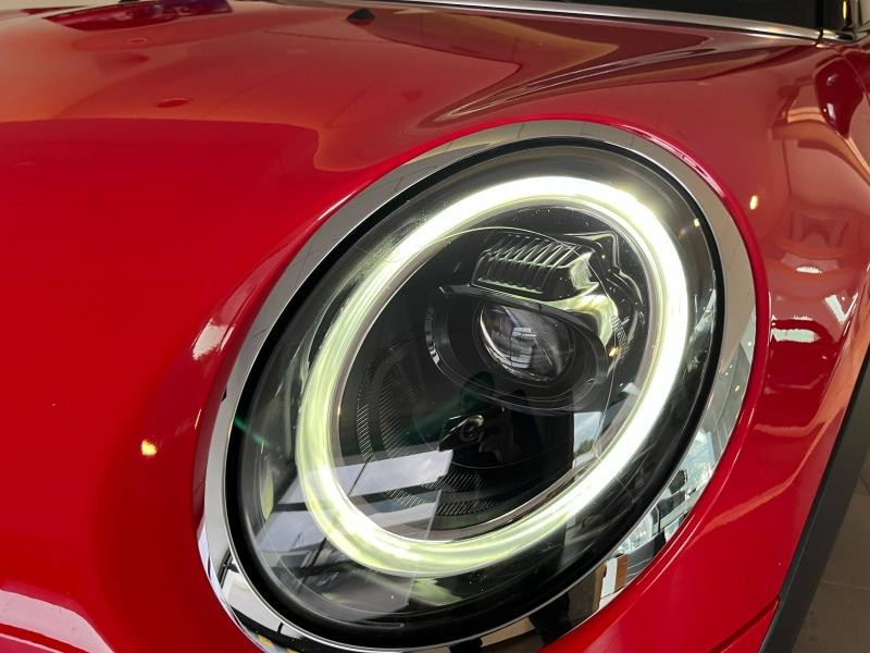 Used MINI Mini Cooper 136ch Classic 2022 Chili Red € 22990 in Épinal