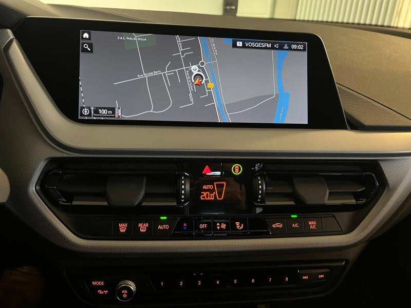 Used BMW Série 1 118d 150ch Business Design 8cv 2021 Saphirschwarz métallisé € 24990 in Épinal