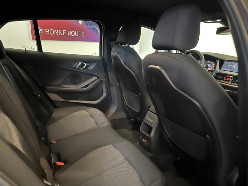 Used BMW Série 1 118d 150ch Business Design 8cv 2021 Saphirschwarz métallisé € 24990 in Épinal