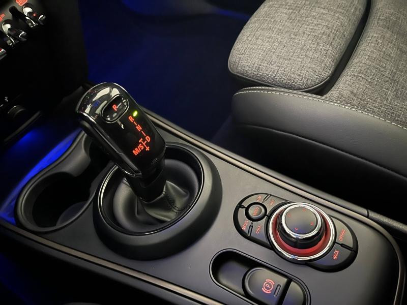 Occasion MINI Countryman Cooper 136ch Edition Premium Plus BVA7 2023 Moonwalk Grey 30990 € à Épinal