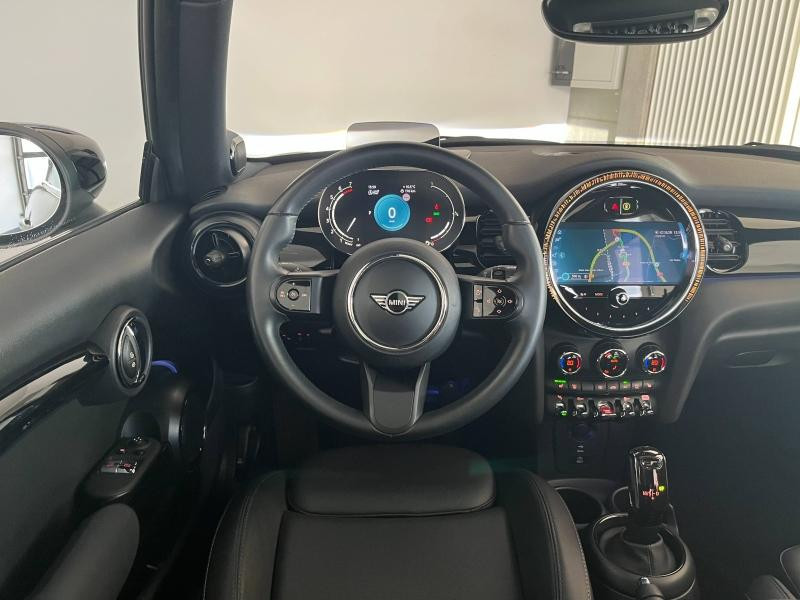 Occasion MINI Mini Cooper 136ch  Edition Camden BVA7 2022 Argenté 24490 € à Épinal