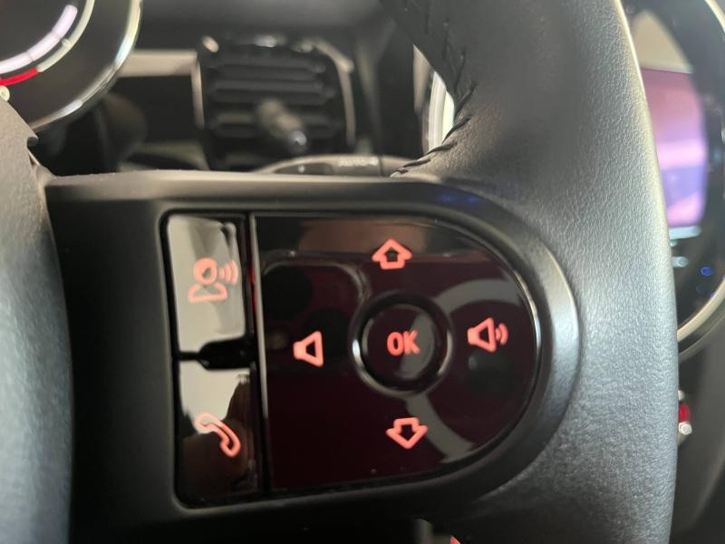 Occasion MINI Mini Cooper 136ch  Edition Camden BVA7 2022 Argenté 24490 € à Épinal