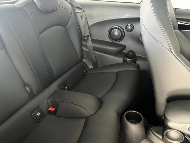 Occasion MINI Mini Cooper 136ch  Edition Camden BVA7 2022 Argenté 24490 € à Épinal