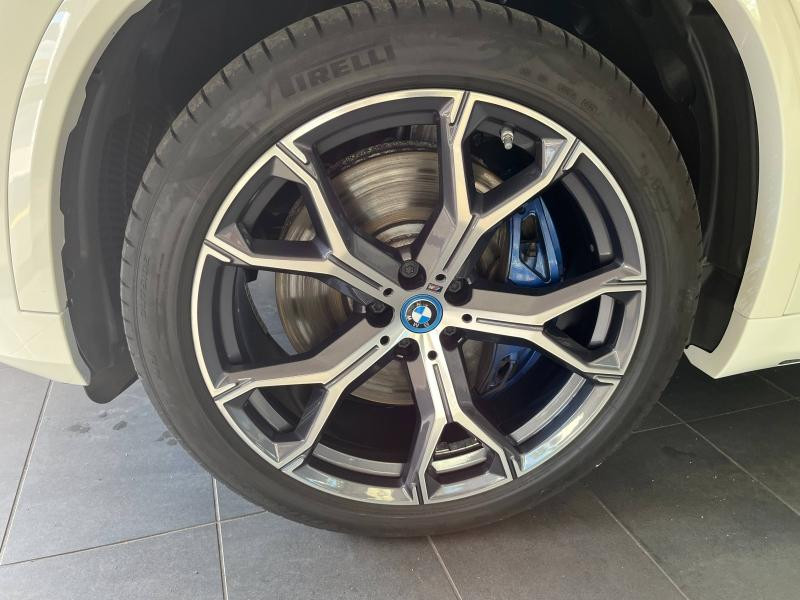 Used BMW X5 xDrive45e 394ch M Sport 17cv 2022 Blanc € 64990 in Épinal