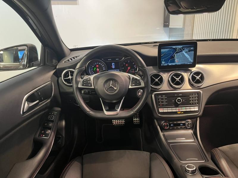 Used MERCEDES-BENZ GLA 200 d Fascination 4Matic 7G-DCT 2018 Marron Orient € 24490 in Épinal