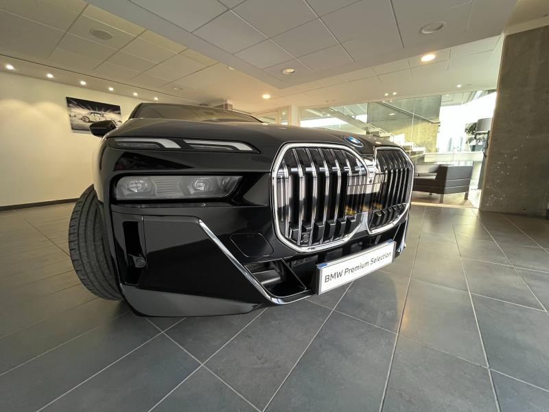 Used BMW Série 7 750eA xDrive 489ch M Sport 2025 Saphirschwarz métallisé € 114980 in Épinal