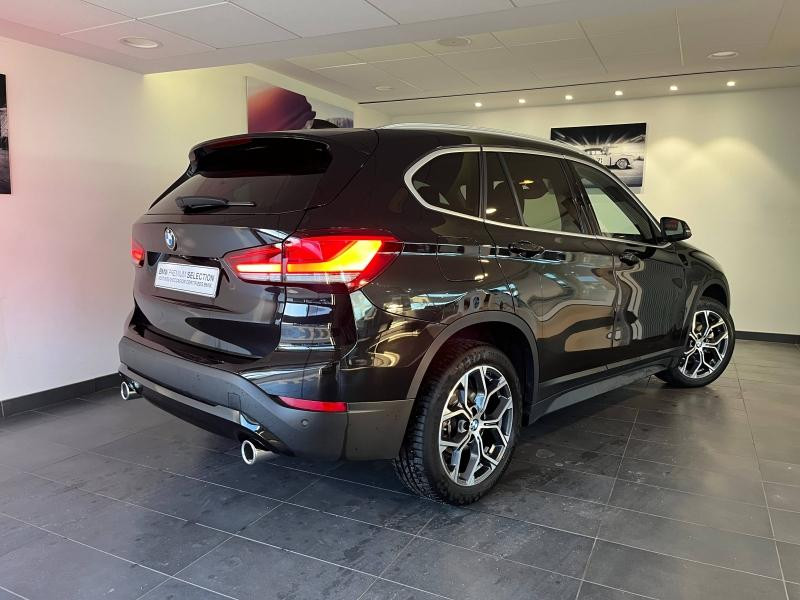 Used BMW X1 sDrive18dA 150ch Business Design 2022 Saphirschwarz € 27990 in Épinal