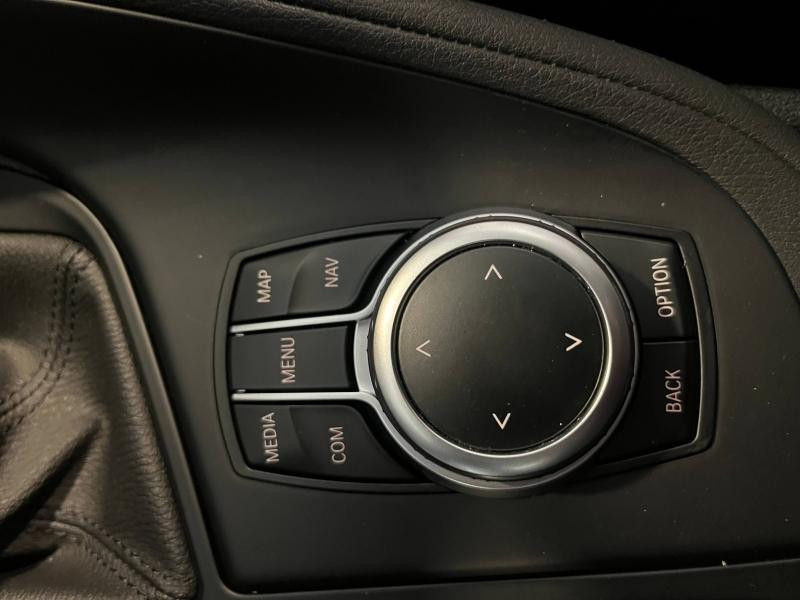 Used BMW X1 sDrive18dA 150ch Business Design 2022 Saphirschwarz € 27990 in Épinal