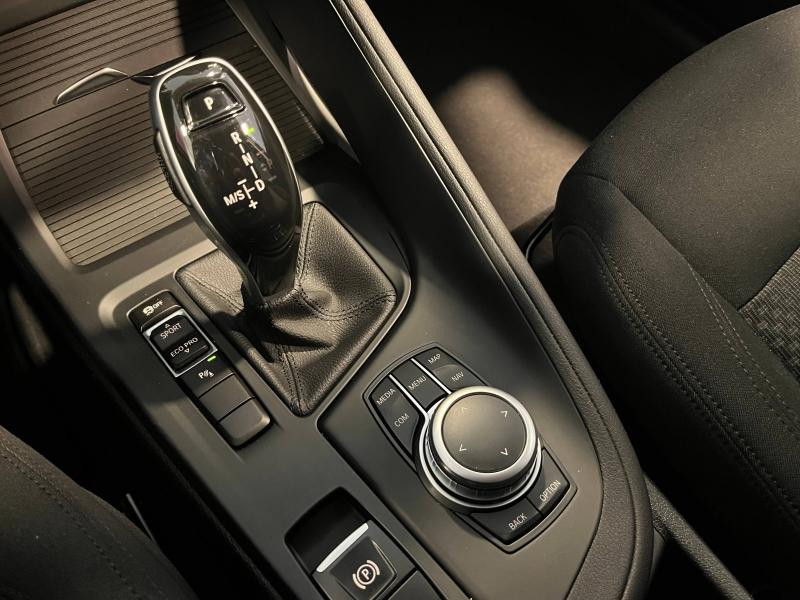 Used BMW X1 sDrive18dA 150ch Business Design 2022 Saphirschwarz € 27990 in Épinal