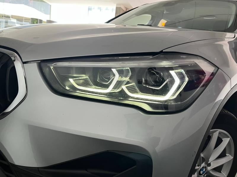 Used BMW X1 sDrive18dA 150ch Business Design 2020 Glaciersilber € 25490 in Épinal