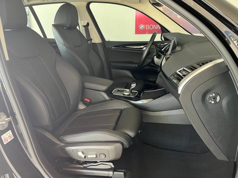 Used BMW X3 xDrive30e 292ch xLine 2023 Saphirschwarz métallisé € 32890 in Épinal