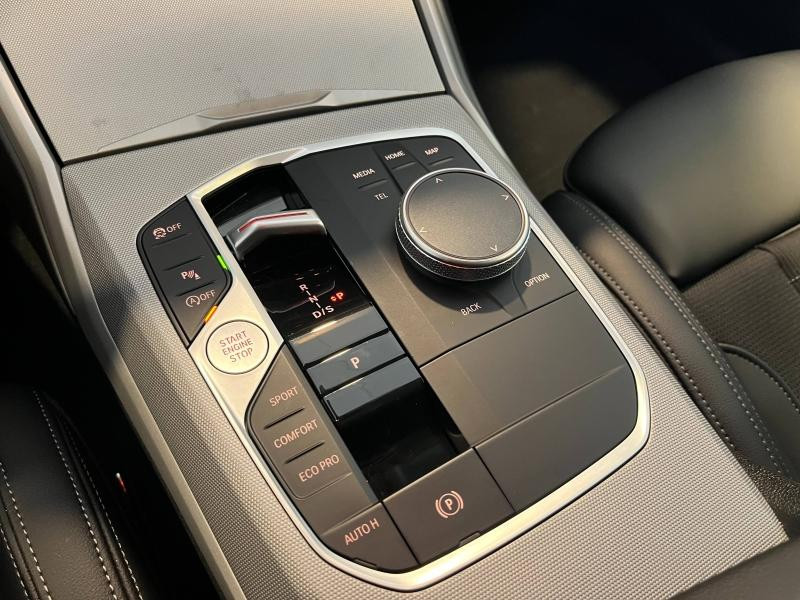 Occasion BMW Série 3 318iA 156ch 2022 Skyscrapergrau métallisé 28990 € à Épinal