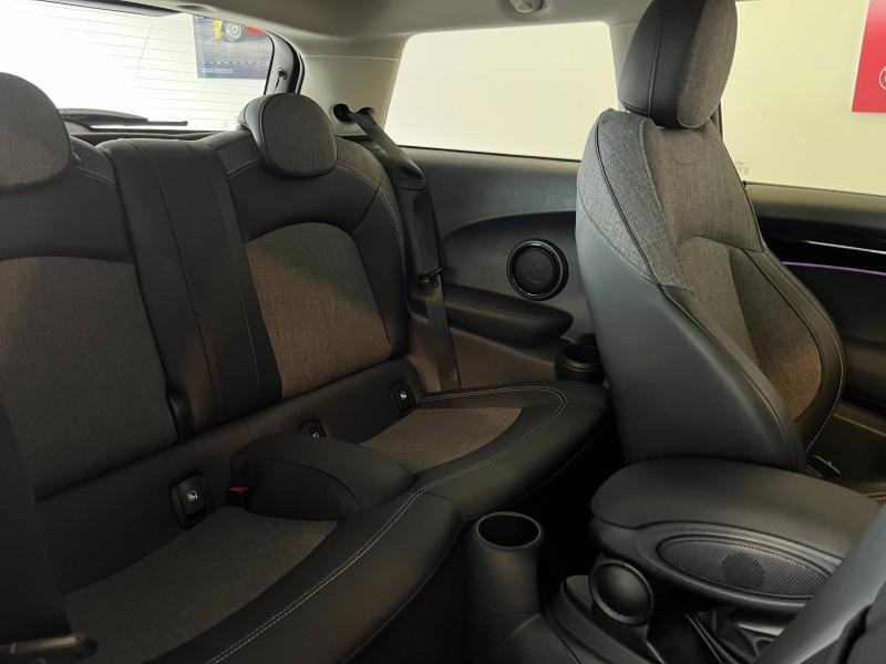 Used MINI Mini Cooper 136ch Classic 2022 Chili Red € 22890 in Épinal