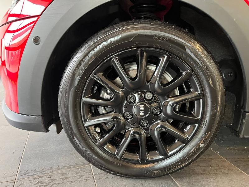 Used MINI Mini Cooper 136ch Classic 2022 Chili Red € 22890 in Épinal