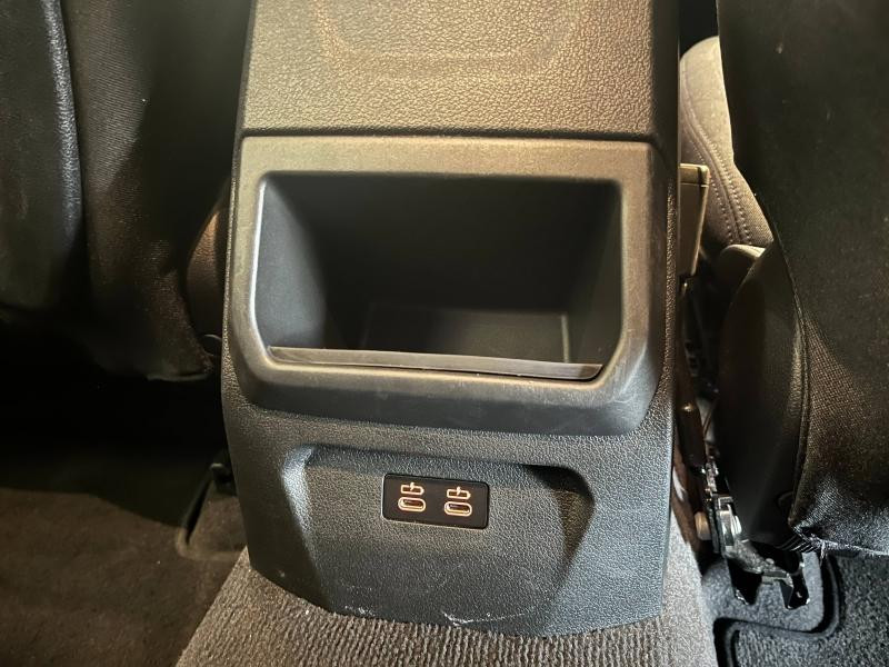 Occasion BMW Série 1 118dA 150ch Business Design 8cv 2021 Mineralgrau 24990 € à Épinal