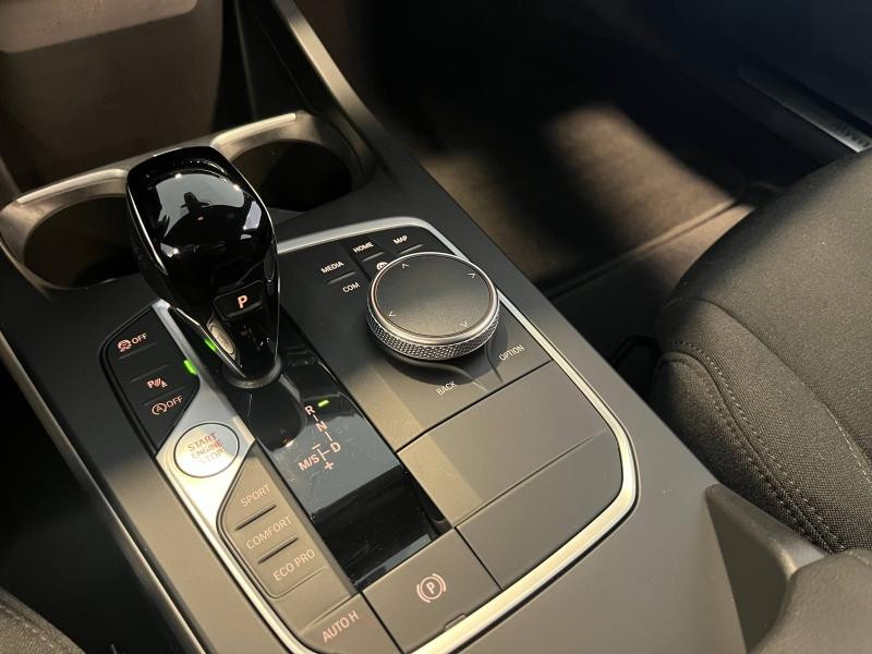 Occasion BMW Série 1 118dA 150ch Business Design 8cv 2021 Mineralgrau 24990 € à Épinal