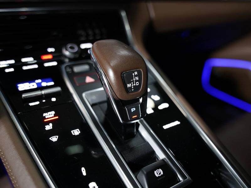 Occasion PORSCHE Panamera 3.0 V6 462ch 4 E-Hybrid Euro6d-T 19cv 2021 Bleu Nuit 89900 € à Lesménils